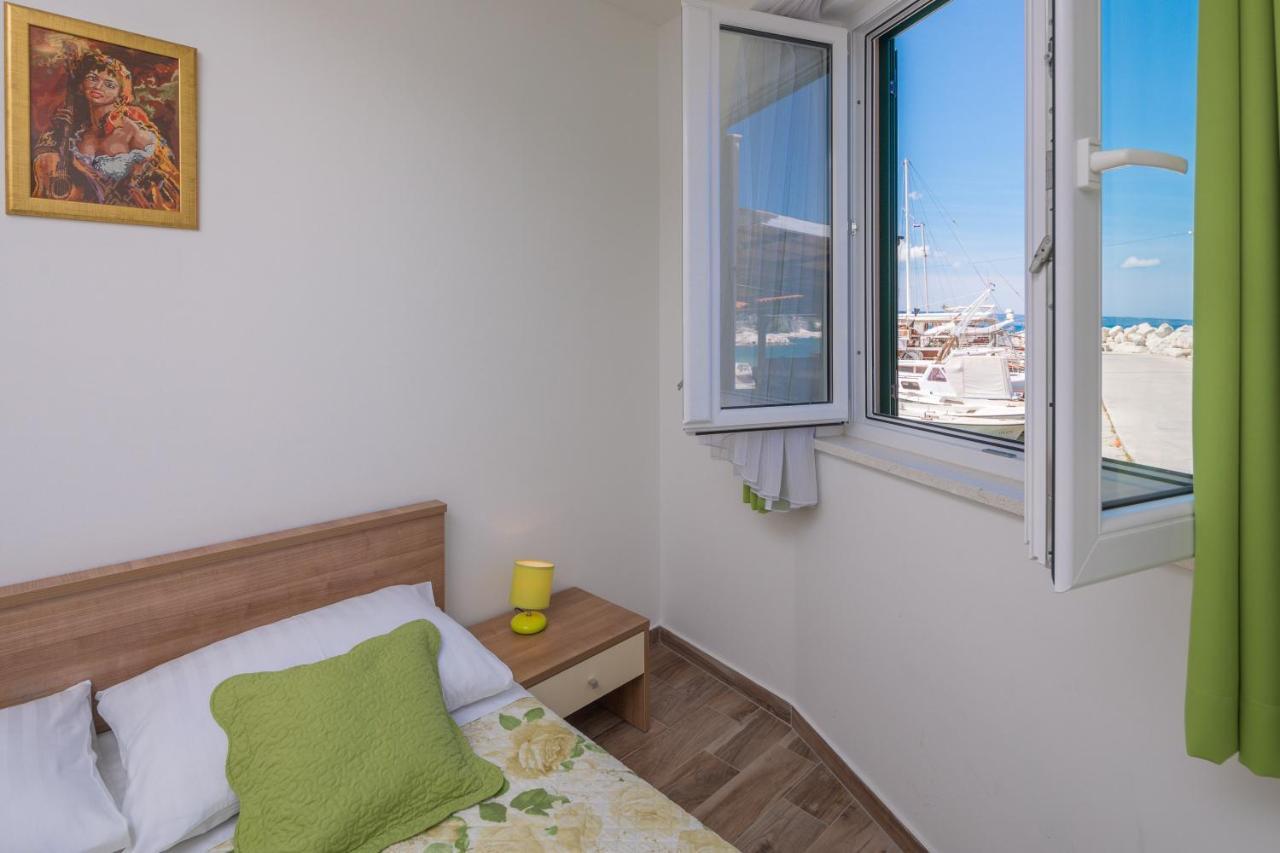 The Beach Suites Jesenice  Kültér fotó